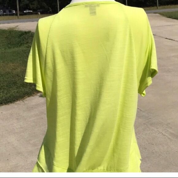 New Directions Small Green Ruffle Top - Picture 3 of 6